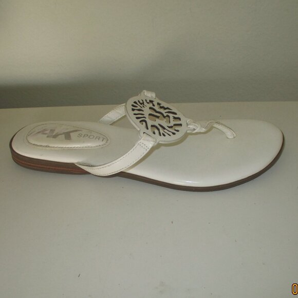 Anne Klein AK Sport Womens White Laser-cut Flip Flop Sandal - Size 9.5M - Picture 3 of 6